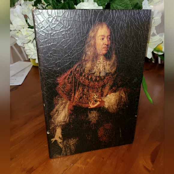 VTG 13" Secret Hiding Spot Fake Book Hidden Storage Privacy Safety Decor Book - Picture 2 of 5